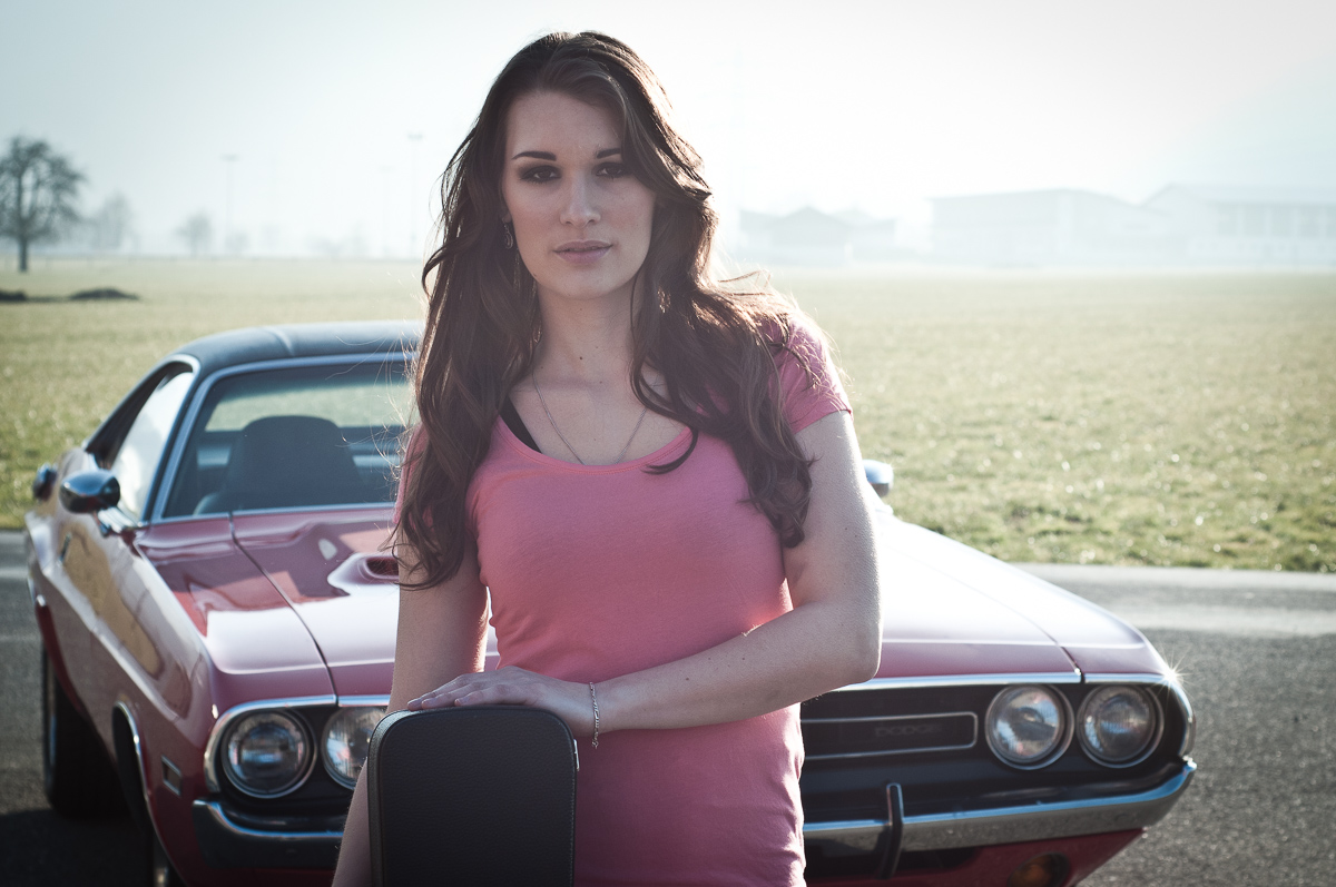 Fotoshooting Musikerin Frau Professionelles Fotoshooting Ishantu