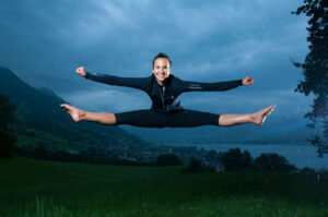 Outdoor Strobist Tanz Fotoshooting mit Tänzerin Fotograf Obwalden