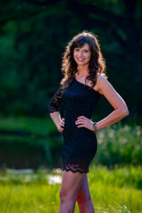 Frau Fotoshooting Indoor und Outdoor in der Natur und im Fotostudio