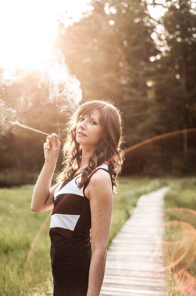 Frau Fotoshooting Indoor und Outdoor in der Natur und im Fotostudio