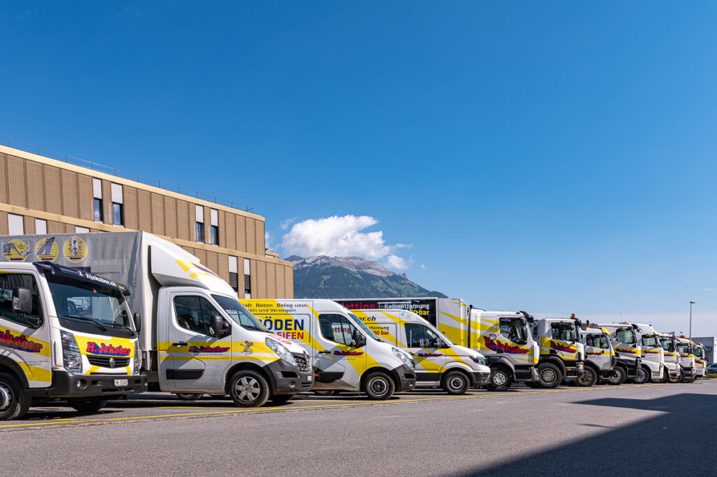 Aufnahmen Fahrzeugflotte Hans Jakober Sarnen Obwalden Fotograf fuer Business