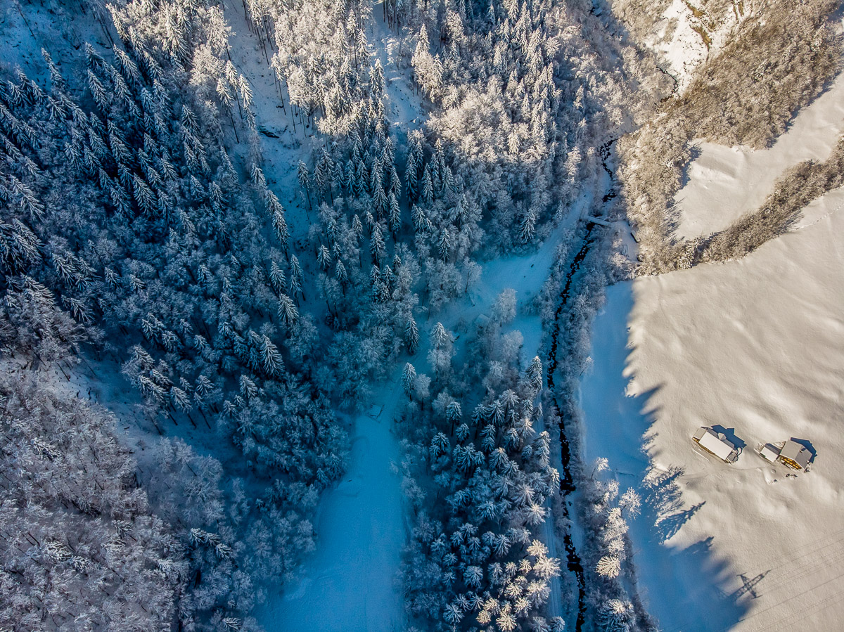 Drohnenaufnahmen Obwalden Drohnenaufnahmen Winter Obwalden Drohnenfotograf Zentralschweiz