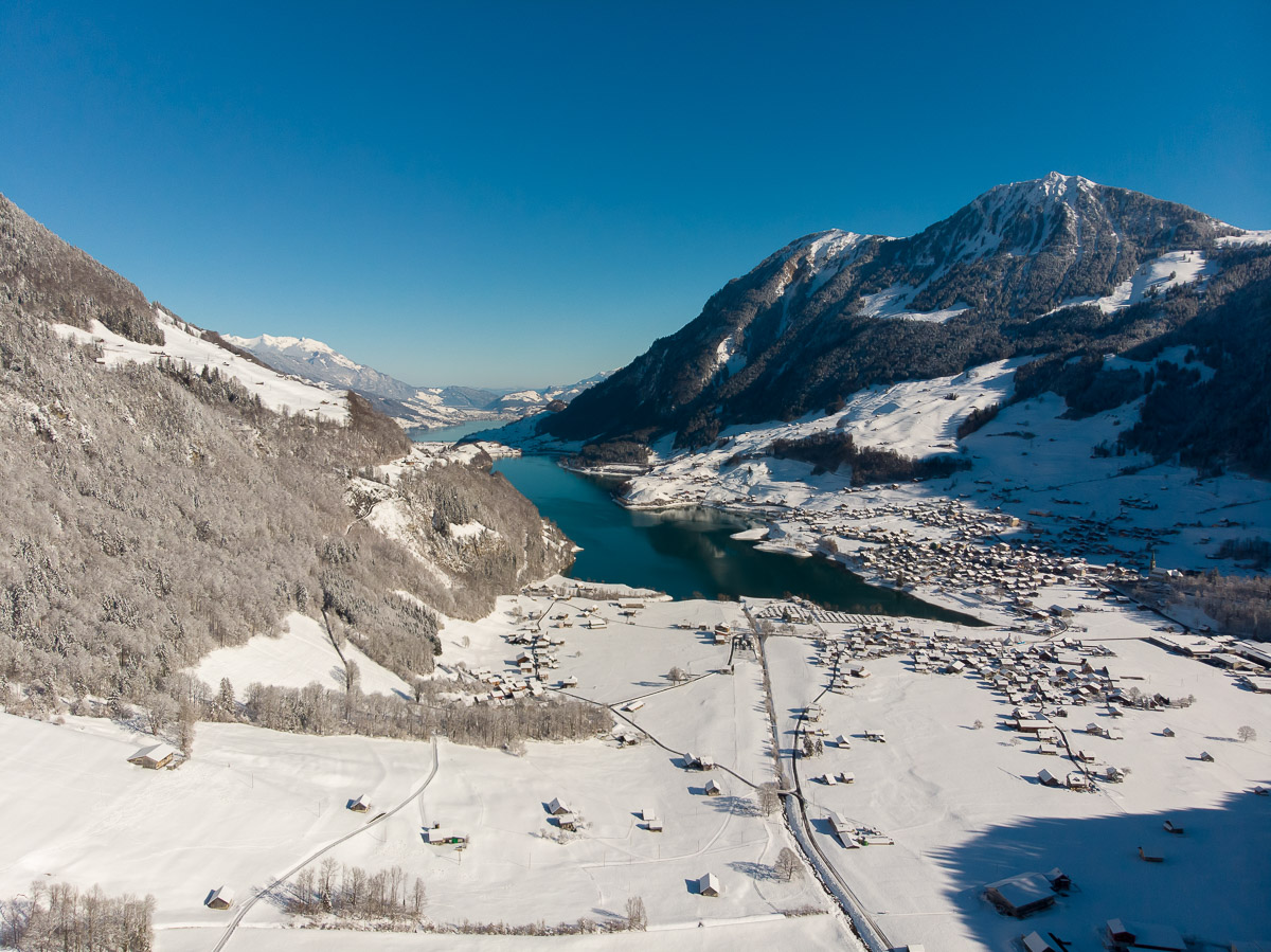 Drohnenaufnahmen Obwalden Drohnenaufnahmen Winter Obwalden Drohnenfotograf Zentralschweiz
