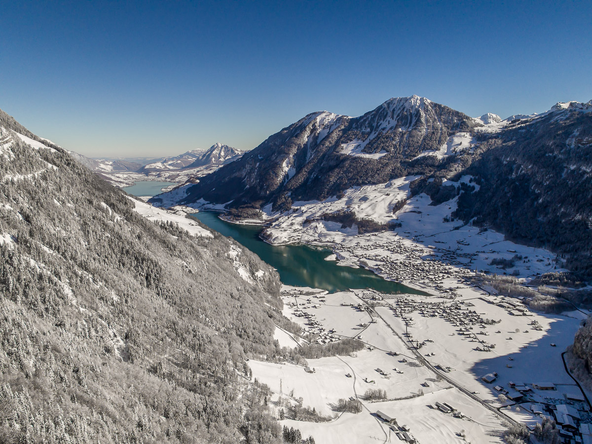 Drohnenaufnahmen Obwalden Drohnenaufnahmen Winter Obwalden Drohnenfotograf Zentralschweiz