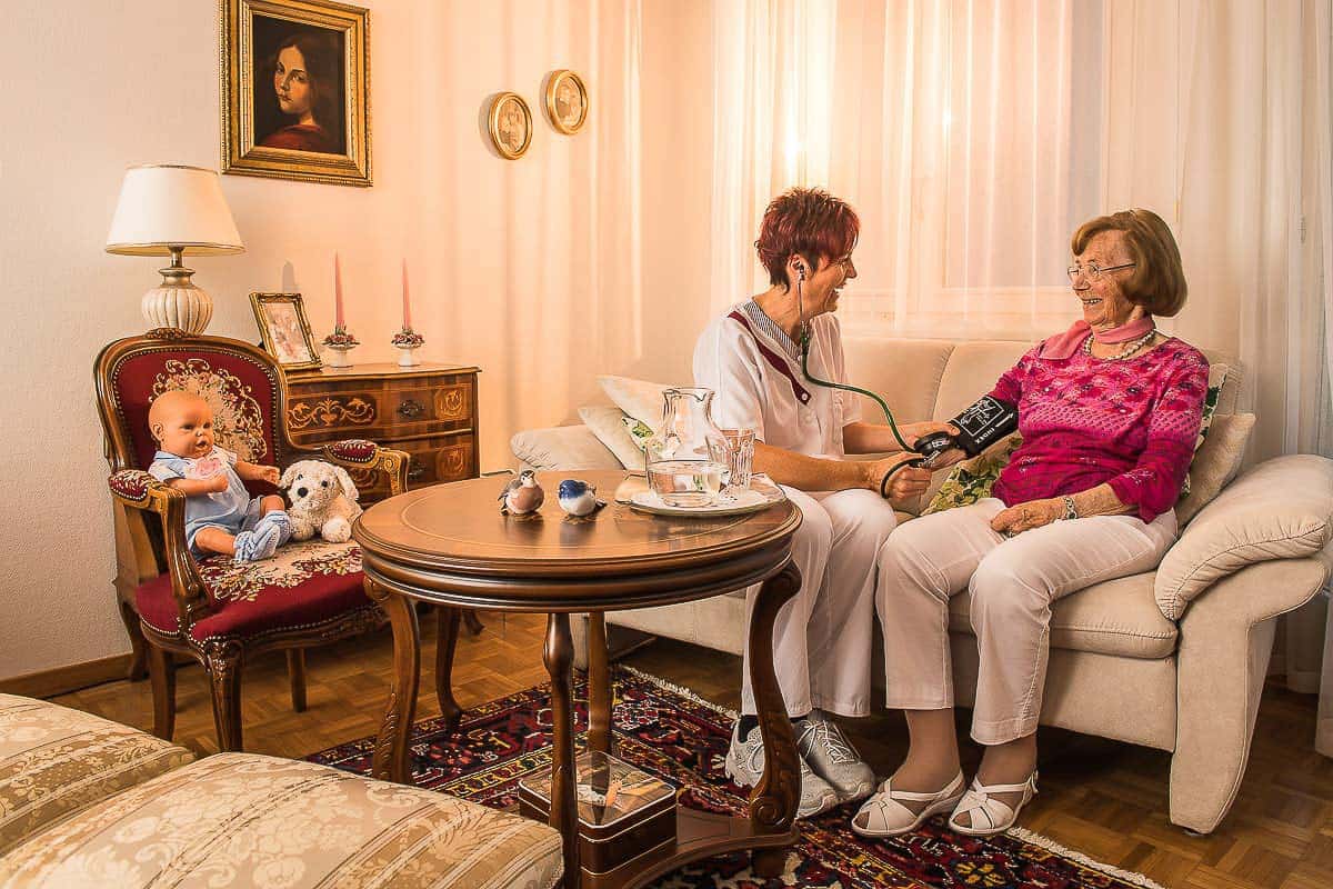 Fotograf-Luzern-Obwalden-Nidwalden-Businessportrait-Portraitfoto-Fotoshooting_001 Fotograf Luzern Obwalden Nidwalden Businessportrait Portraitfoto Fotoshooting
