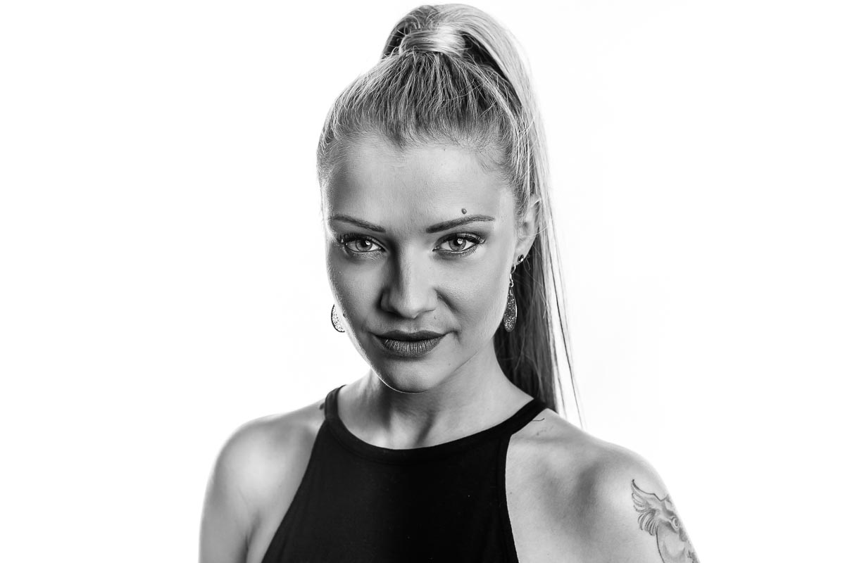 Fotoshooting Fotostudio Sarnen Fotoshooting fuer Frauen im Fotostudio in Obwalden Fotoshooting Frau Luzern