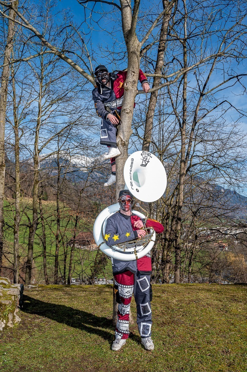 Gruppenfotos der Guggenmusig Rätschbäsä Sarnen Fotograf Obwalden