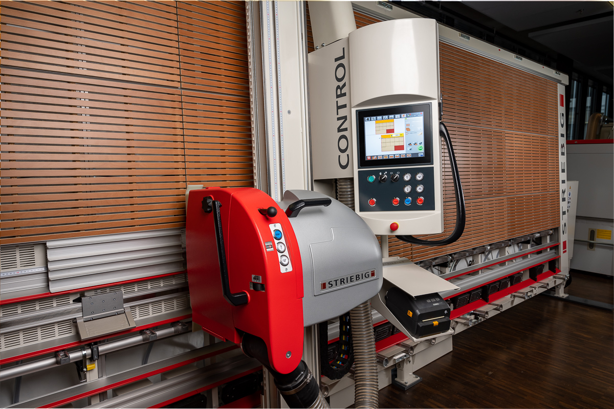 Striebig AG Produktefotografie Industriefotografie fuer Striebig AG aus Littau Luzern Fotograf fuer Industrie Zentralschweiz