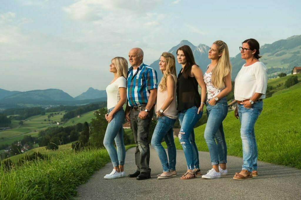 Outdoor Familien Fotoshooting In Sachseln Fotograf Obwalden