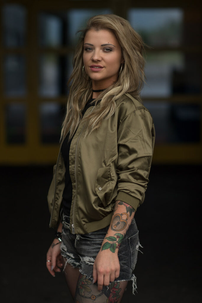 Outdoor Fotoshooting mit Frau naehe Luzern Fotoshooting fuer Frauen