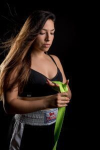 Sport Fotoshooting im Fotostudio in Sarnen Fotoshooting Fuer Frauen Kickbox und Handball Fotoshooting