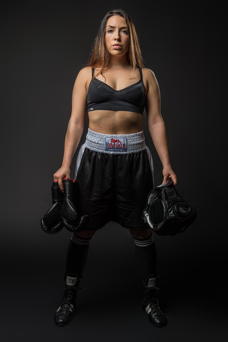 Sport Fotoshooting Sport Fotoshooting im Fotostudio in Sarnen Fotoshooting Fuer Frauen Kickbox und Handball Fotoshooting