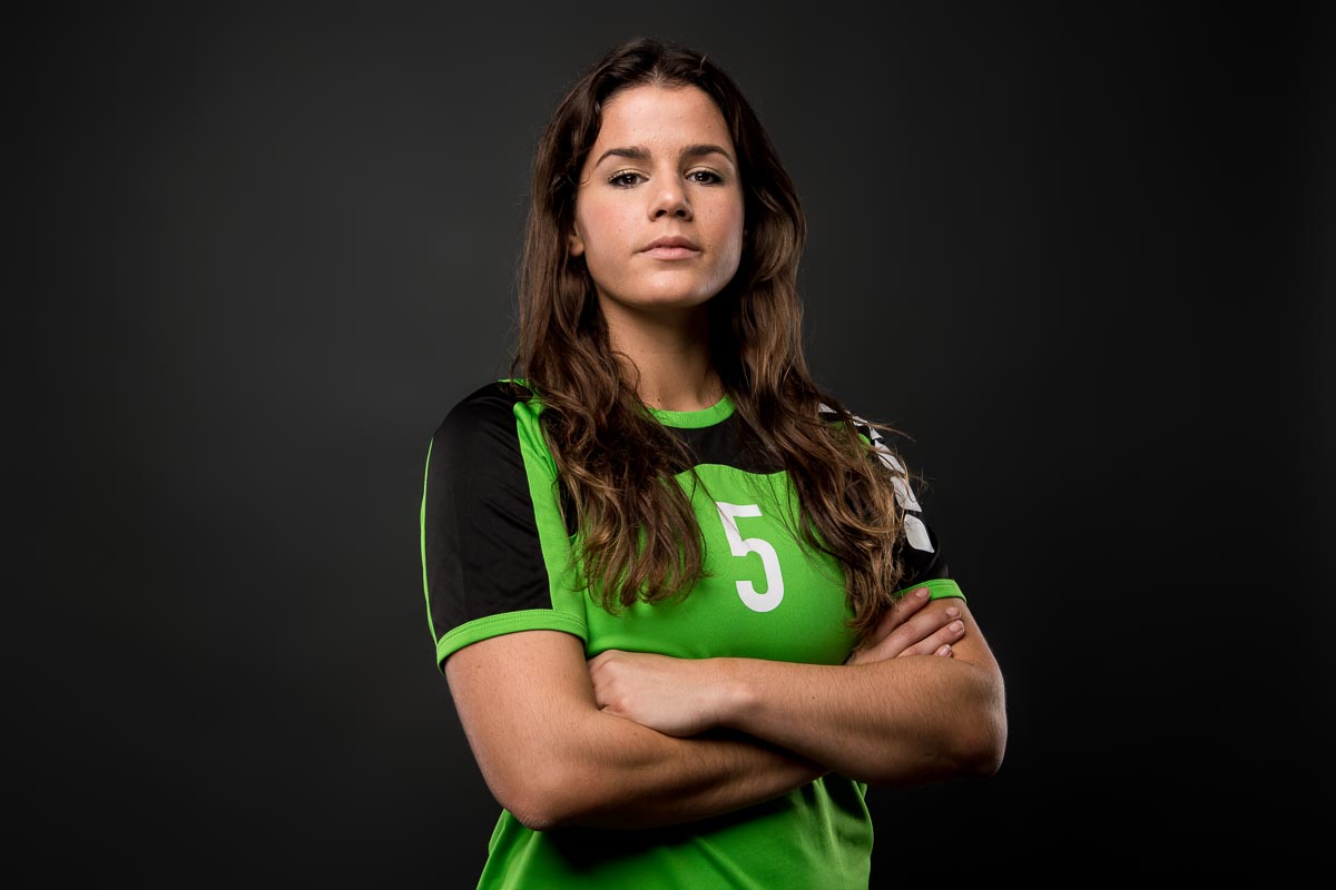 Sport Fotoshooting Sport Fotoshooting im Fotostudio in Sarnen Fotoshooting Fuer Frauen Kickbox und Handball Fotoshooting