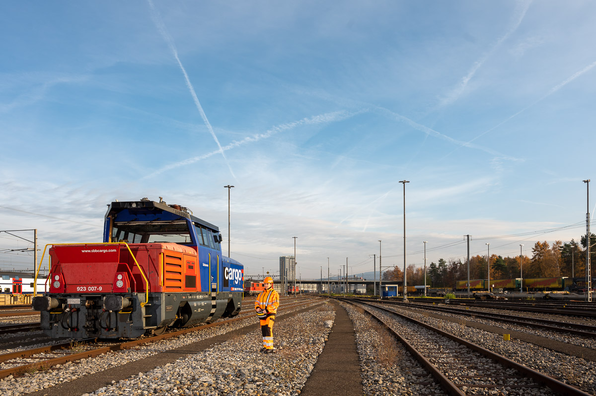 Werbefotografie Schweizer Electronic Werbefotografie fuer Firmen in der Schweiz und im Ausland