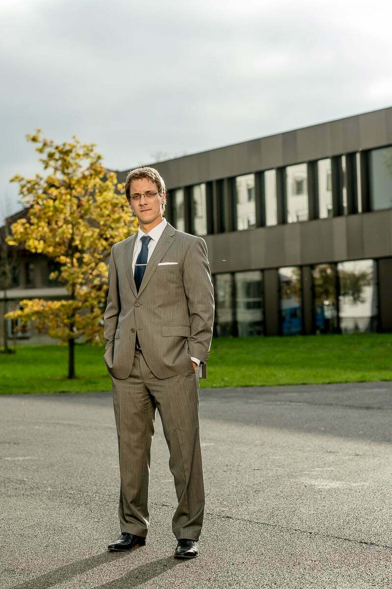 Outdoor Business Fotoshooting Mann Outdoor Businessfotos Business Fotoshooting Mann Fotograf Luzern