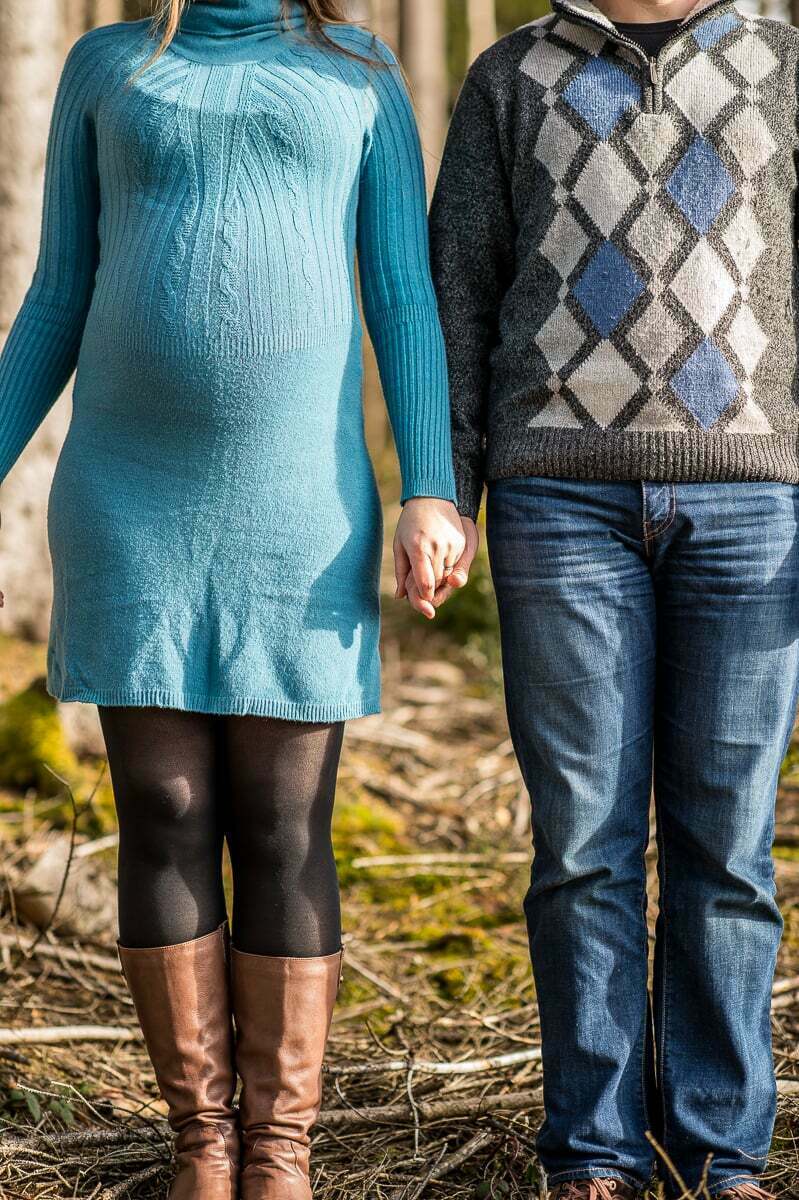 Schwangerschaftsshooting Outdoor Fotoshooting Schwangerschaft Outdoor Draussen Babybauch Fotoshooting im Wald