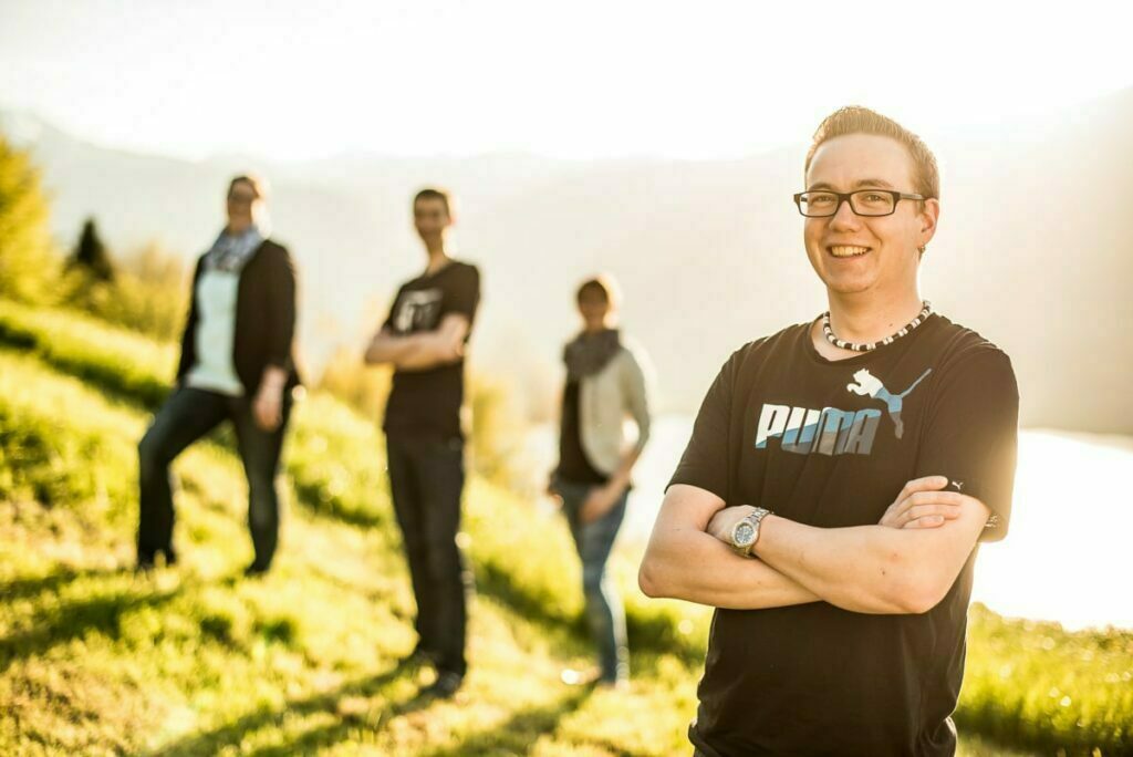 Outdoor Geschwister Fotoshooting Obwalden Nidwalden Luzern
