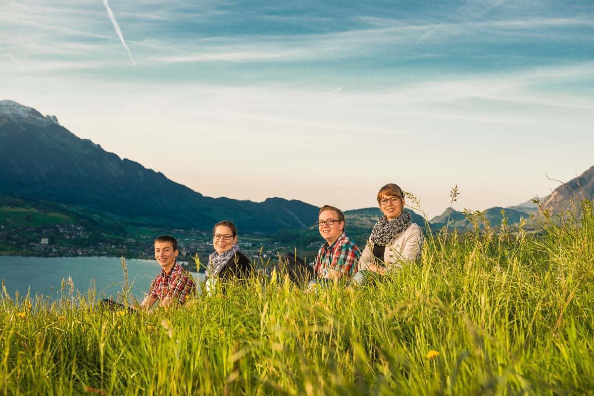 Geschwister Fotoshooting Outdoor Outdoor Geschwister Fotoshooting Obwalden Nidwalden Luzern