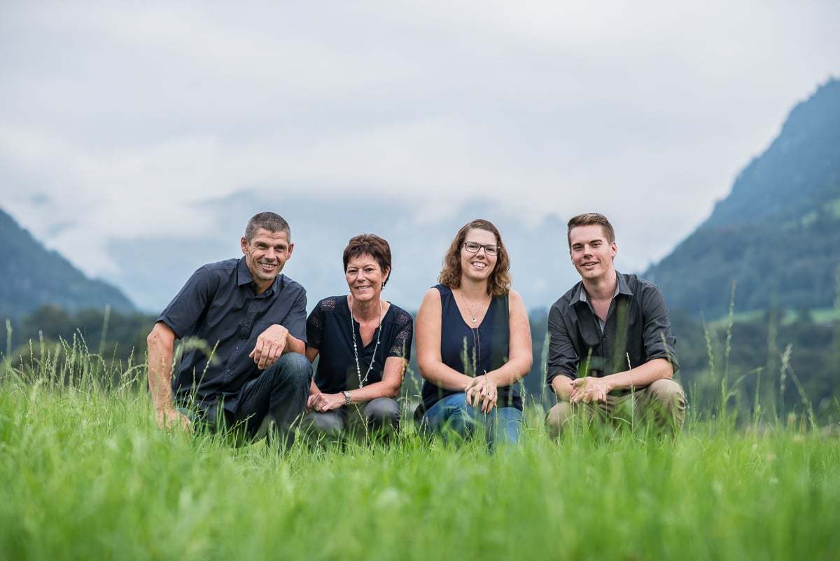 Outdoor Familien Fotoshooting Fotoshooting Familile Zentralschweiz Luzern Nidwalden Obwalden