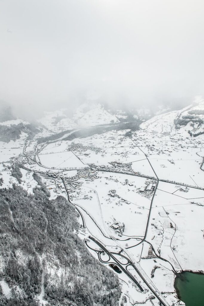 Landschaft Flugaufnahmen Obwalden Aufnahmen aus dem Flieger Aufnahmen aus der Luft Drohnenaufnahmen Obwalden