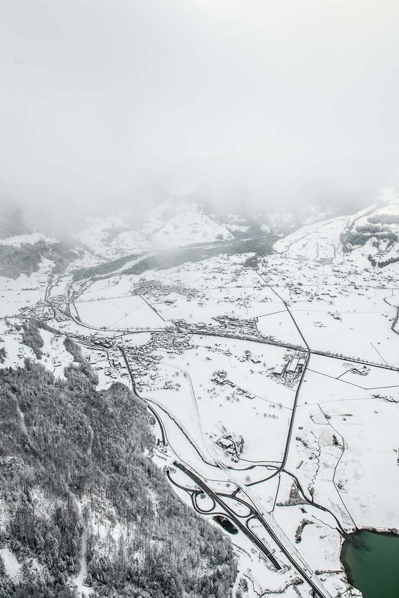 Landschaft & Flugaufnahmen Obwalden Landschaft Flugaufnahmen Obwalden Aufnahmen aus dem Flieger Aufnahmen aus der Luft Drohnenaufnahmen Obwalden