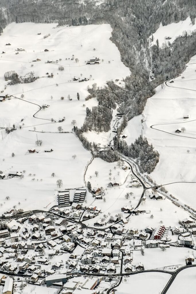 Landschaft Flugaufnahmen Obwalden Aufnahmen aus dem Flieger Aufnahmen aus der Luft Drohnenaufnahmen Obwalden
