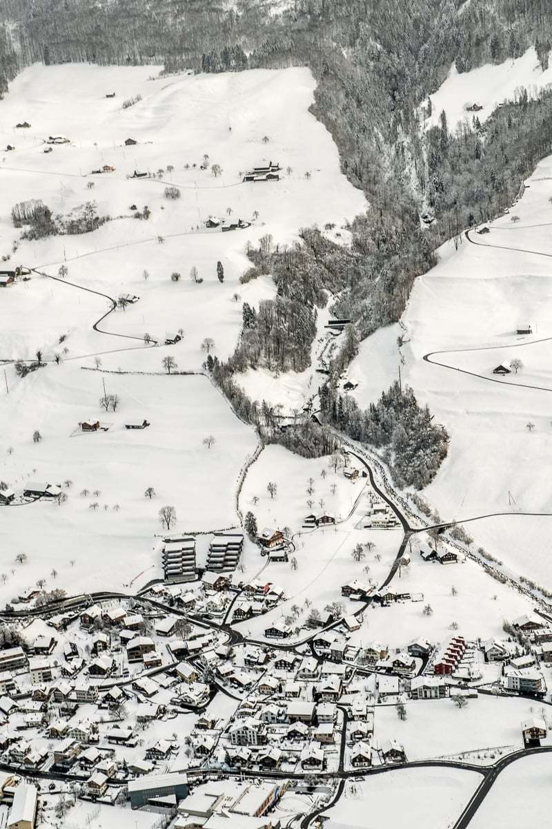 Landschaft & Flugaufnahmen Obwalden Landschaft Flugaufnahmen Obwalden Aufnahmen aus dem Flieger Aufnahmen aus der Luft Drohnenaufnahmen Obwalden