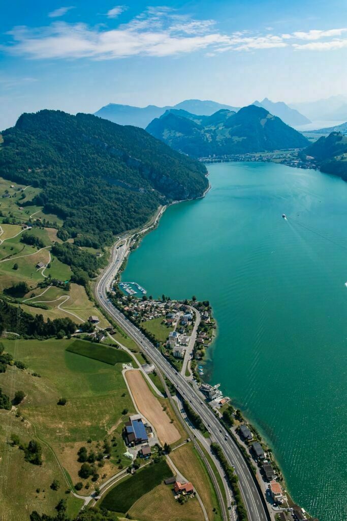 Rundflug um den Sarnersee mit Luftaufnahmen von Obwalden Fotograf Obwalden
