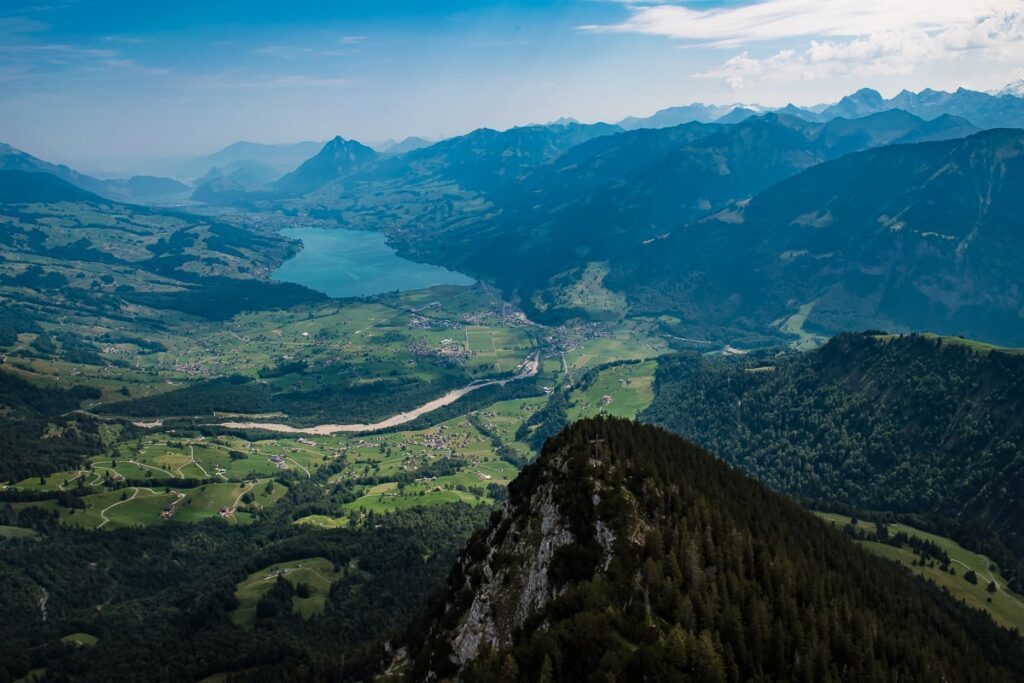 Rundflug um den Sarnersee mit Luftaufnahmen von Obwalden Fotograf Obwalden