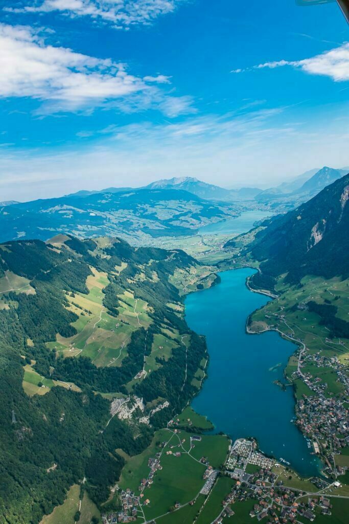 Rundflug um den Sarnersee mit Luftaufnahmen von Obwalden Fotograf Obwalden