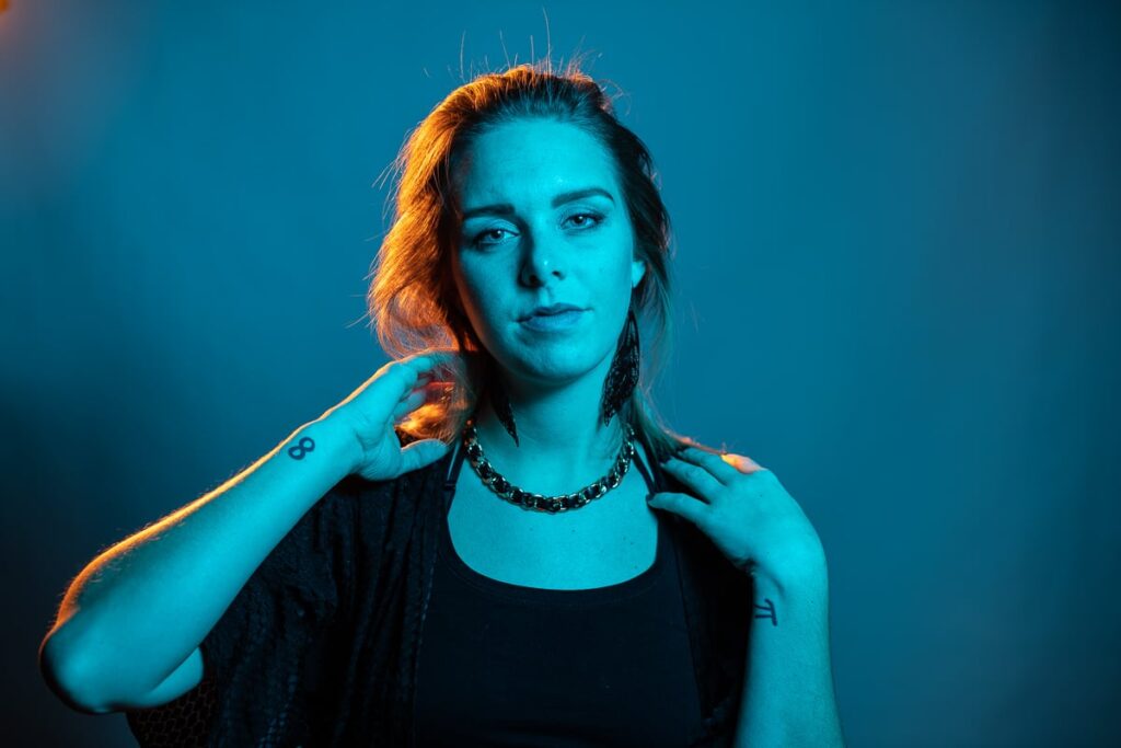 Fotoshooting im Fotostudio mit Farbfolien