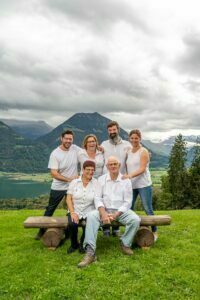 Outdoro Familien Fotoshooting in Zentralschweiz Fotograf Obwalden Zentralschweiz