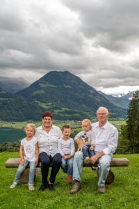 Outdoro Familien Fotoshooting in Zentralschweiz Fotograf Obwalden Zentralschweiz
