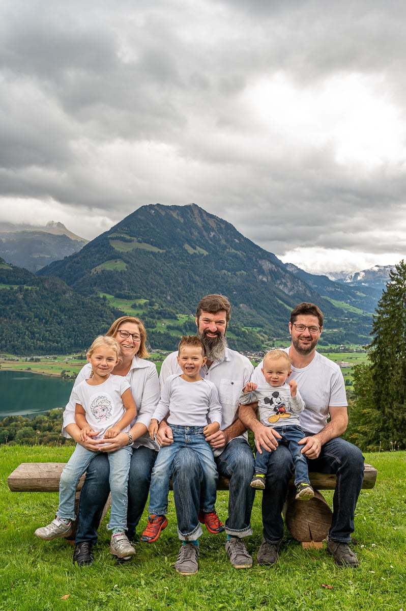 Outdoor Familien Fotoshooting Outdoro Familien Fotoshooting in Zentralschweiz Fotograf Obwalden Zentralschweiz
