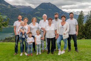 Outdoor Familien Fotoshooting in Zentralschweiz Fotograf Obwalden Zentralschweiz