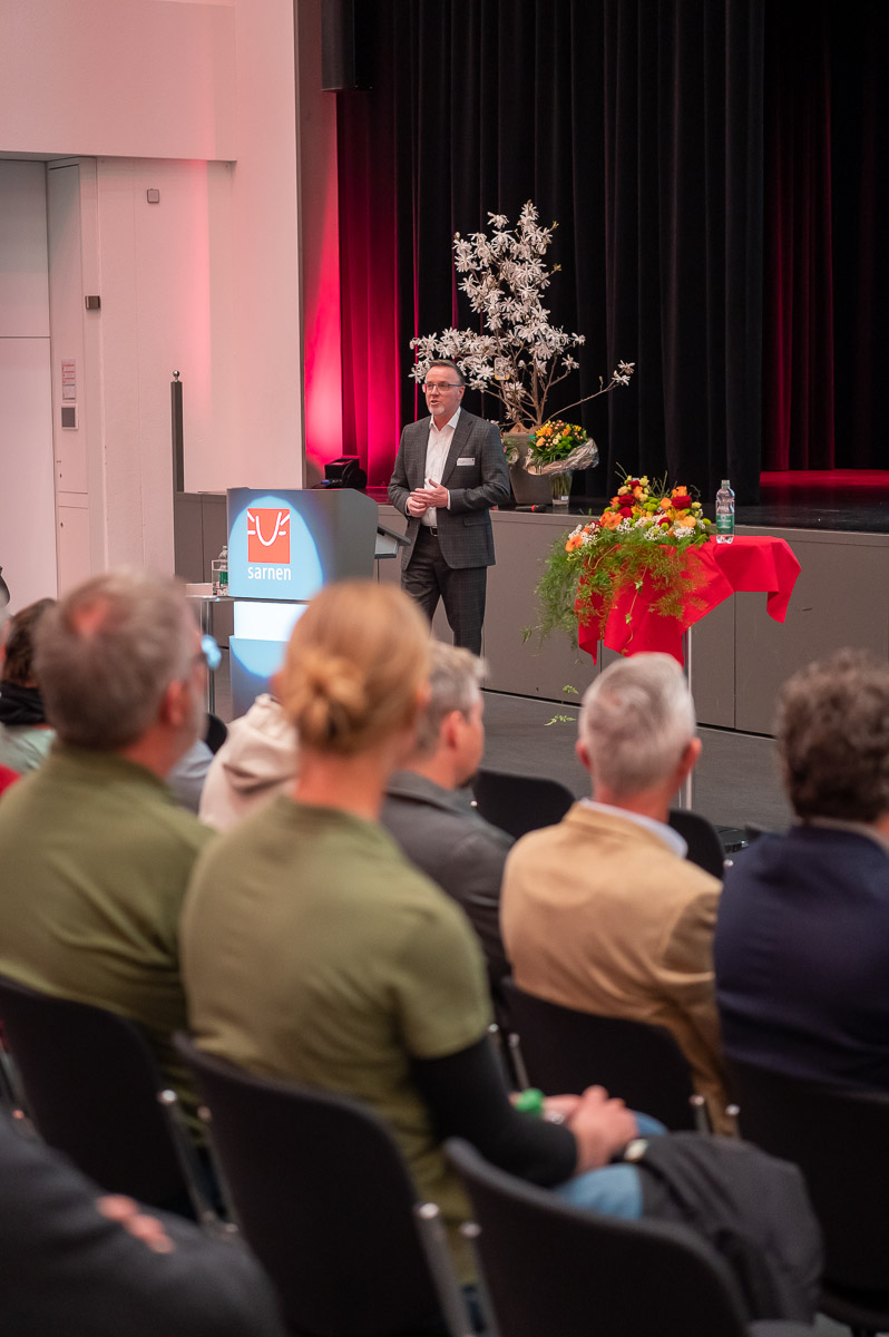 Sarner Wirtschafts Apero mit Doris Leuthard, Jürg Berlinger, Erika Windlin Wirtschaftsapero Sarnen Obwalden Eventfotograf
