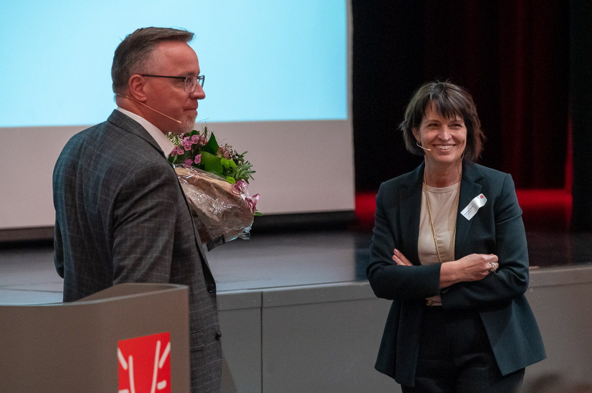 Sarner Wirtschafts Apero mit Doris Leuthard, Jürg Berlinger, Erika Windlin Wirtschaftsapero Sarnen Obwalden Eventfotograf