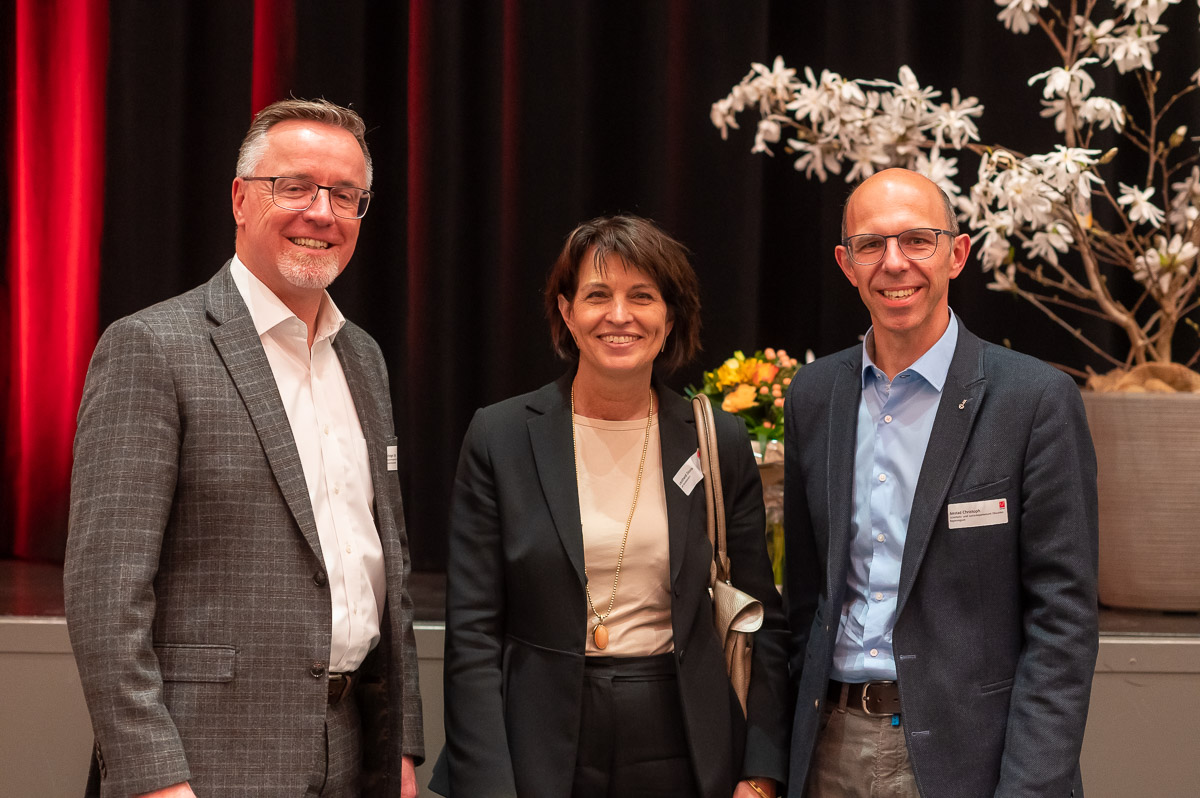 Sarner Wirtschafts Apero mit Doris Leuthard, Jürg Berlinger, Erika Windlin Wirtschaftsapero Sarnen Obwalden Eventfotograf