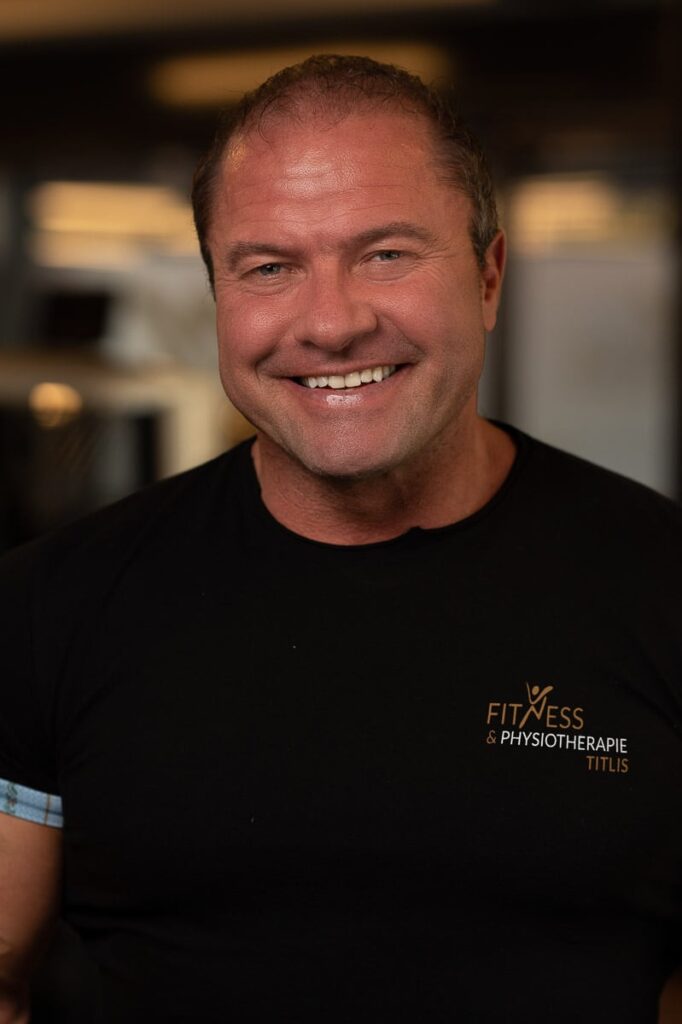 Mitarbeiterportraits fuer Fitnesstudio Fitphysio Titlis in Engelberg Obwalden