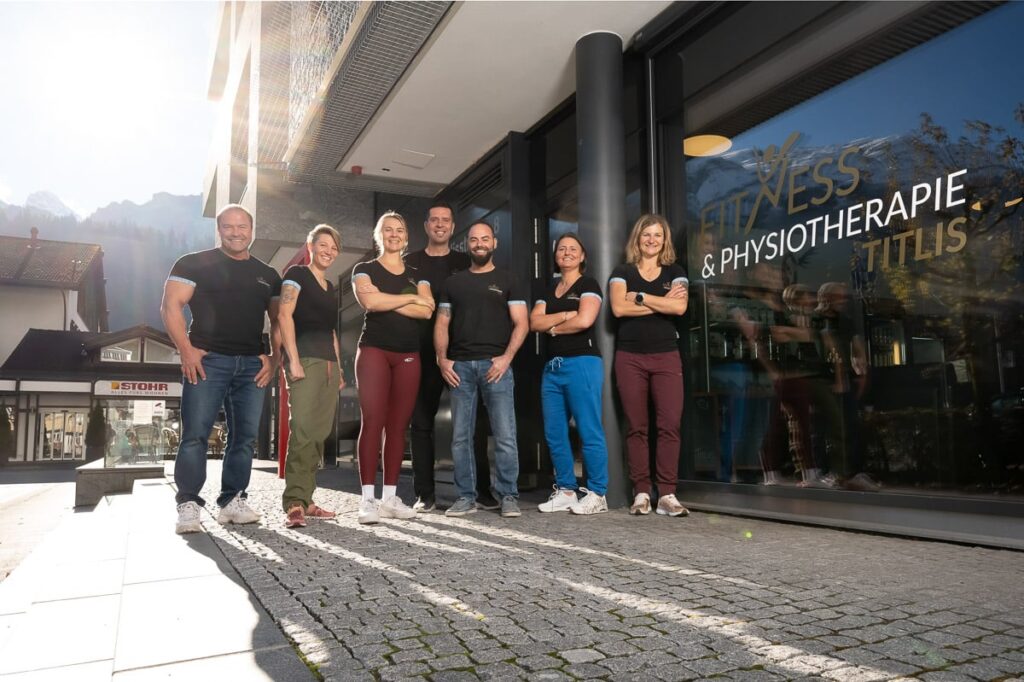 Teamfotos fuer Fitnesstudio Fitphysio Titlis in Engelberg Obwalden