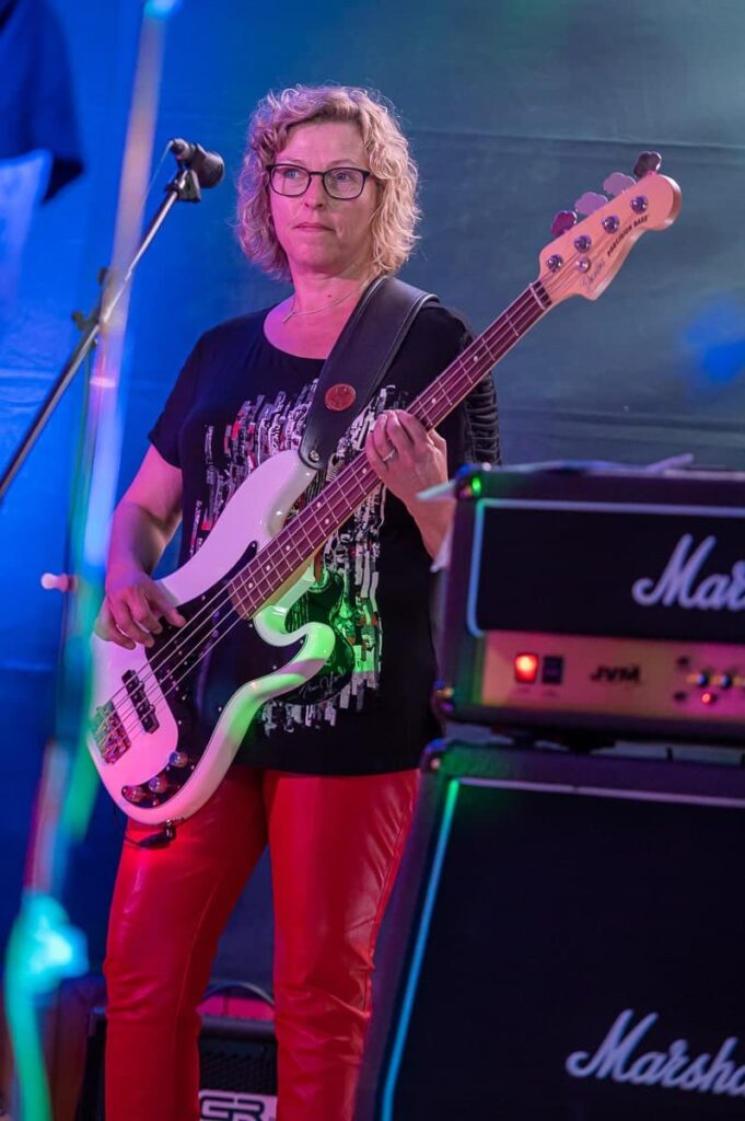 Konzertfotos Fastlane Rock im Schützenhaus Herdern Ennetbürgen