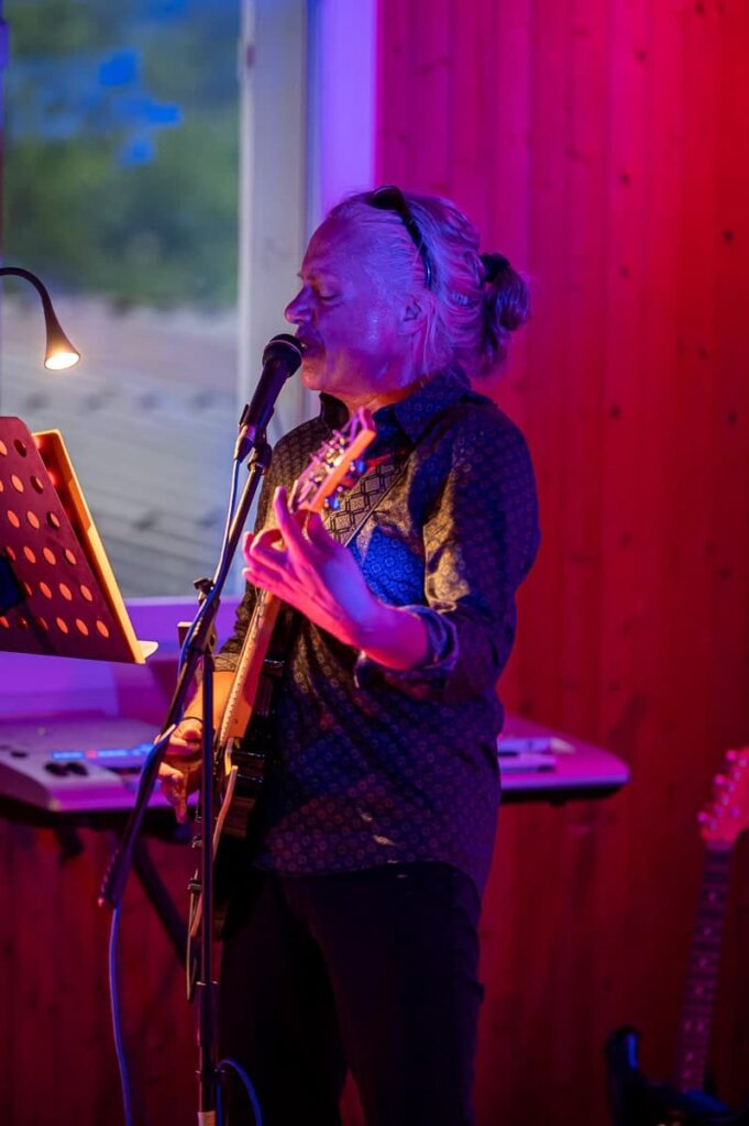 Konzertfotos Fastlane Rock im Schützenhaus Herdern Ennetbürgen
